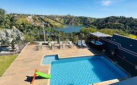 Chacara Gama Em Condominio Igarata-sp - Jacuzzi Com Hidromassagem, Piscina E Sauna